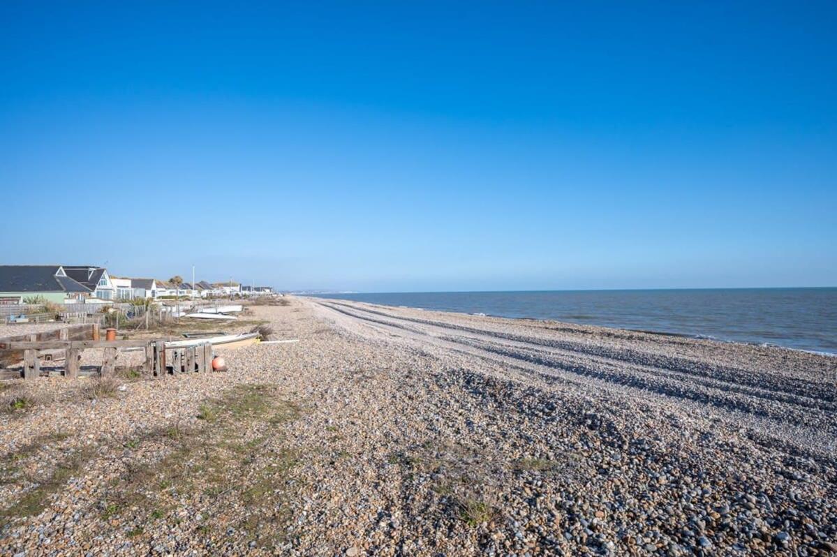 Family Haven By The Waves Direct Beach Access Villa Pevensey Exterior photo